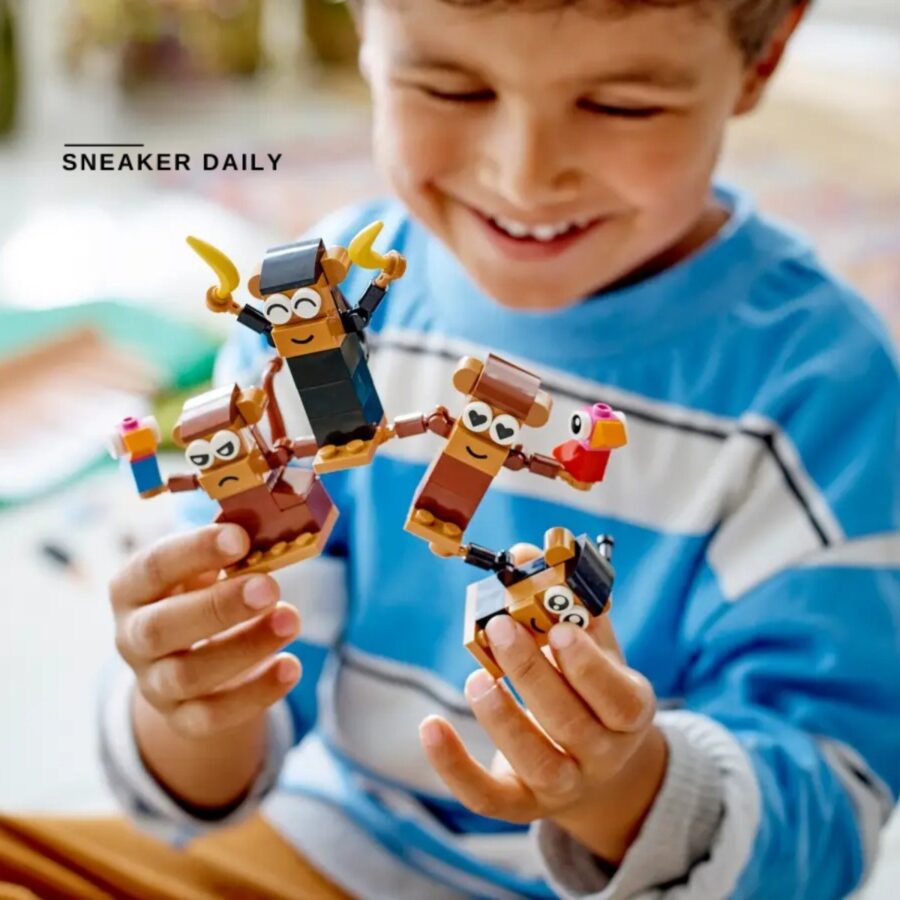 lego creative monkey fun 11031