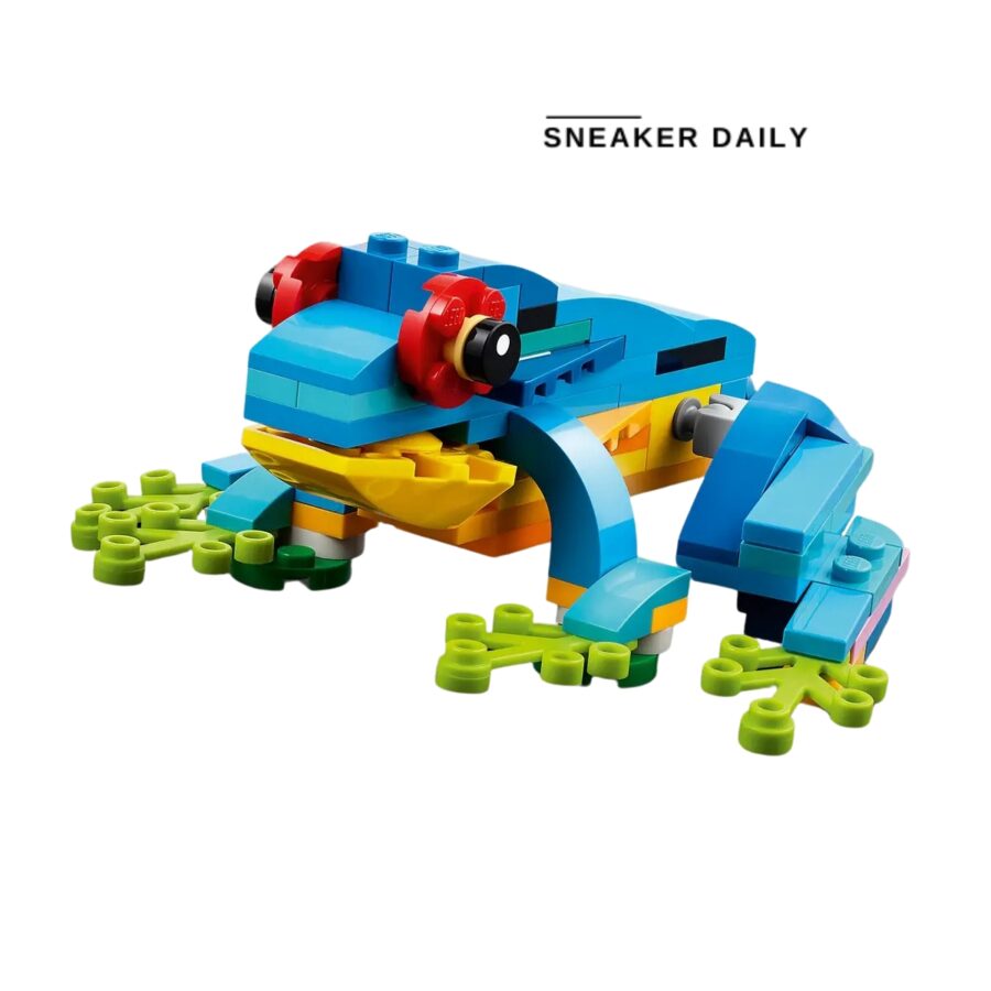 lego exotic parrot 31136