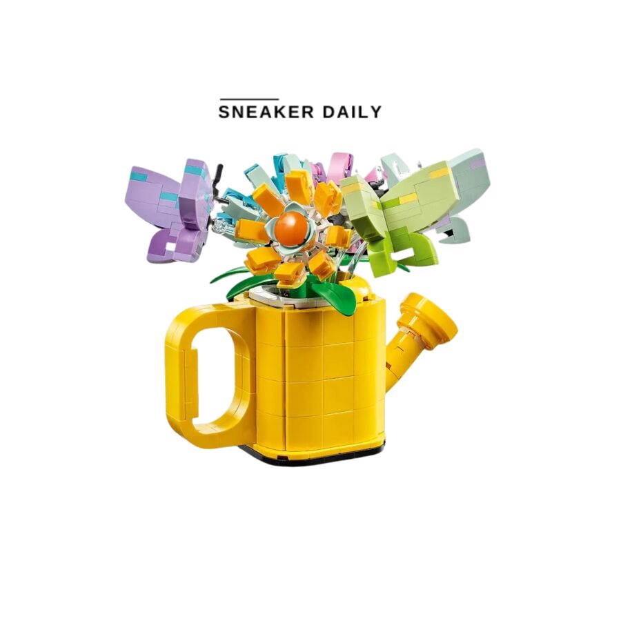 lego flowers in watering can 31149