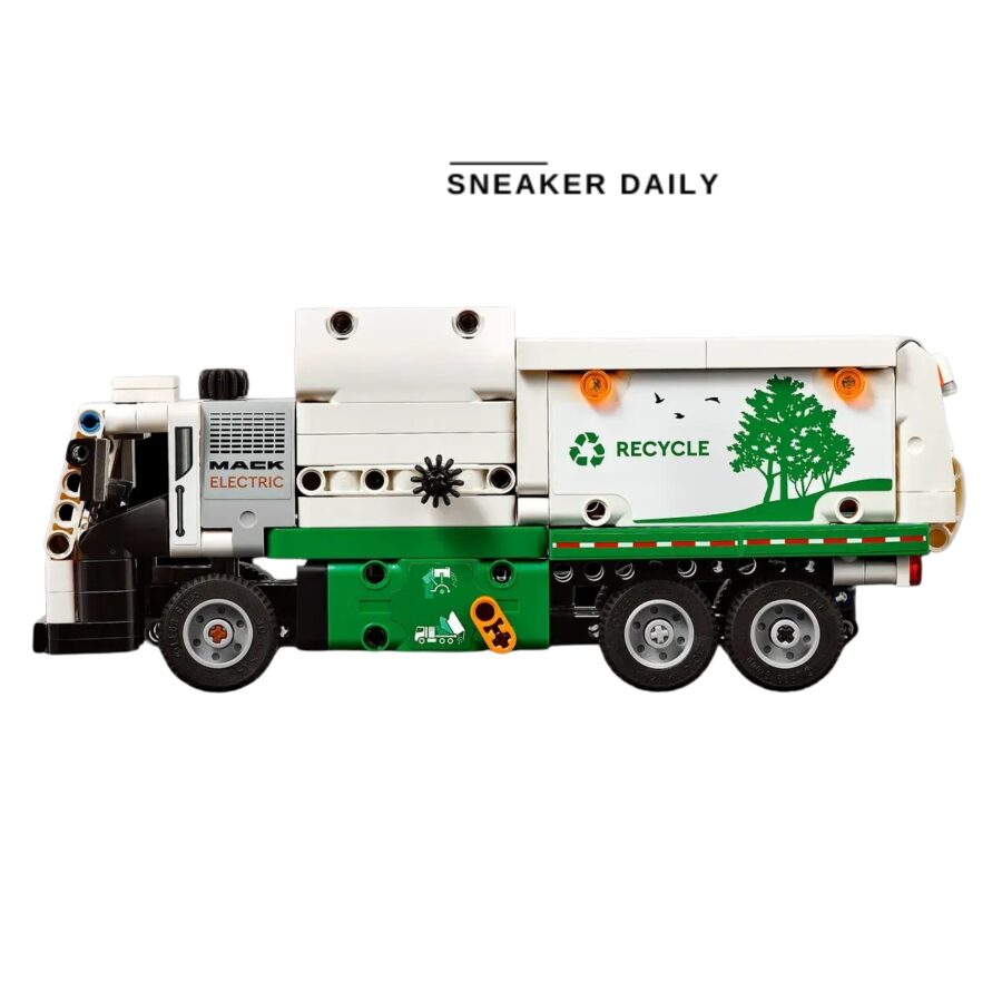 lego mack® lr electric garbage truck 42167