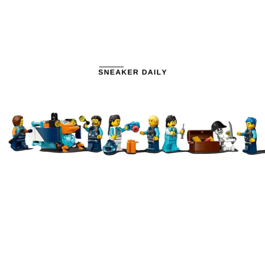 lego deep-sea explorer submarine 60379