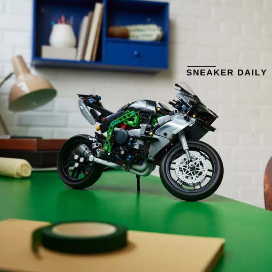 lego kawasaki ninja h2r motorcycle 42170