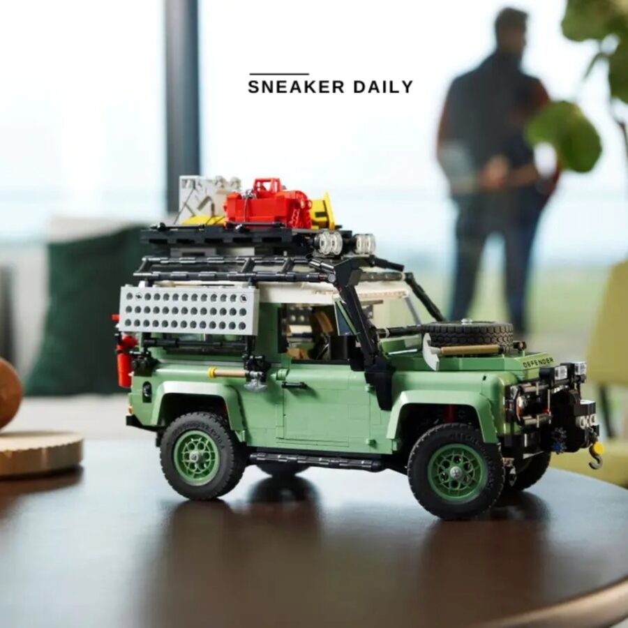 lego land rover classic defender 90 10317