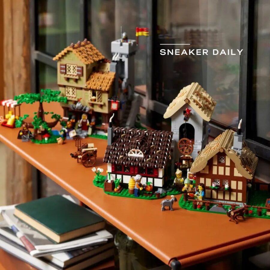 lego medieval town square 10332
