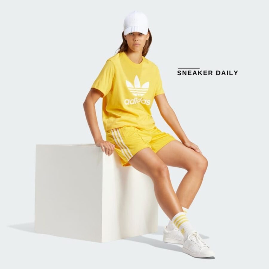 áo adidas adicolor trefoil boxy tee - bold gold in8438