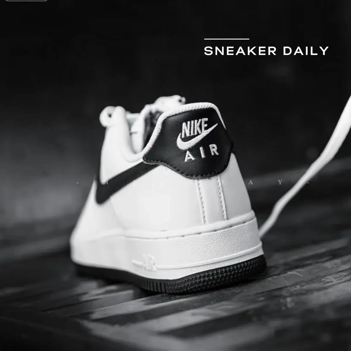 Giày Nike Air Force 1 '07 'White Black Outsole' FQ4296-101