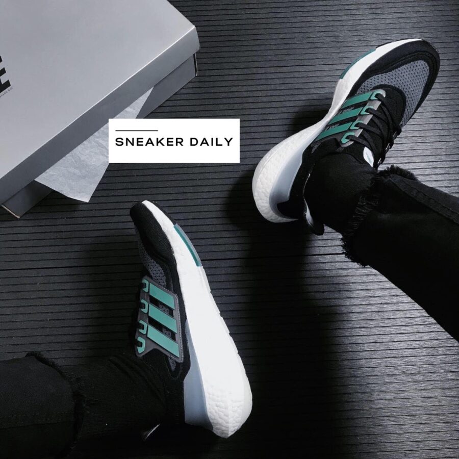 giày adidas ultraboost 21 'black sub green' fz1923