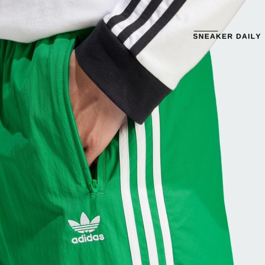 quần adidas adicolor woven firebird track pants - green it2502