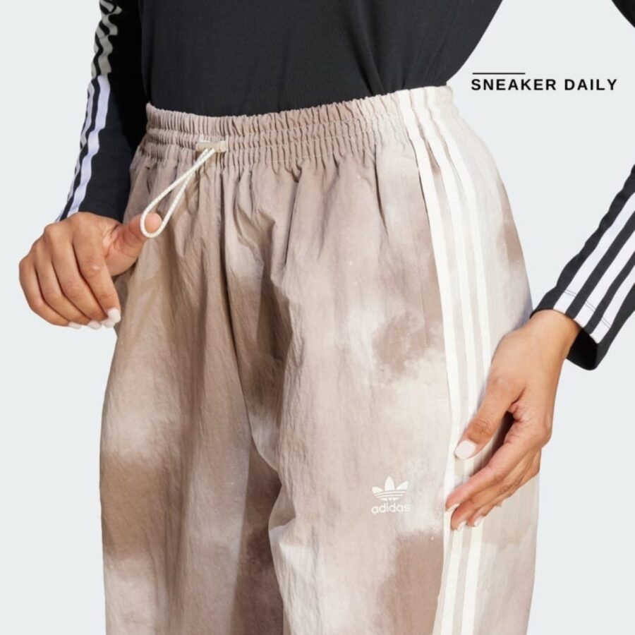 quần adidas originals parachute pants 'wonder beige' ii5652