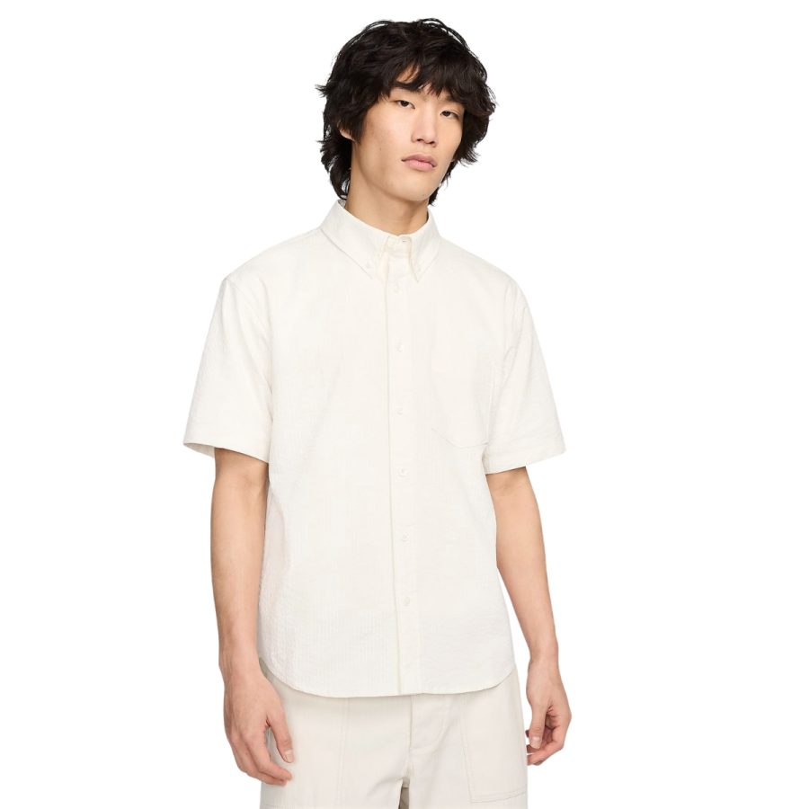 áo nike life men's short-sleeve seersucker button-down shirt - phantom fn3223-030