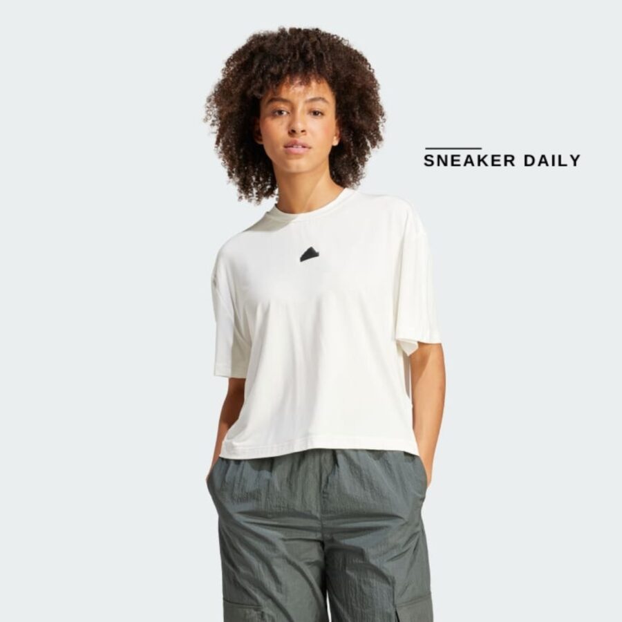 áo adidas city escape loose crop tee - off white iq4832