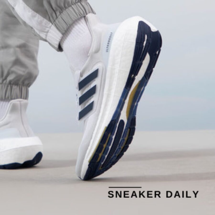 giày adidas ultraboost light 'white dark blue' id3285