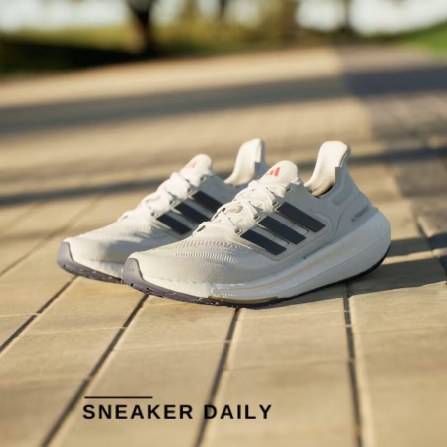 giày adidas ultraboost light 'white dark blue' id3285