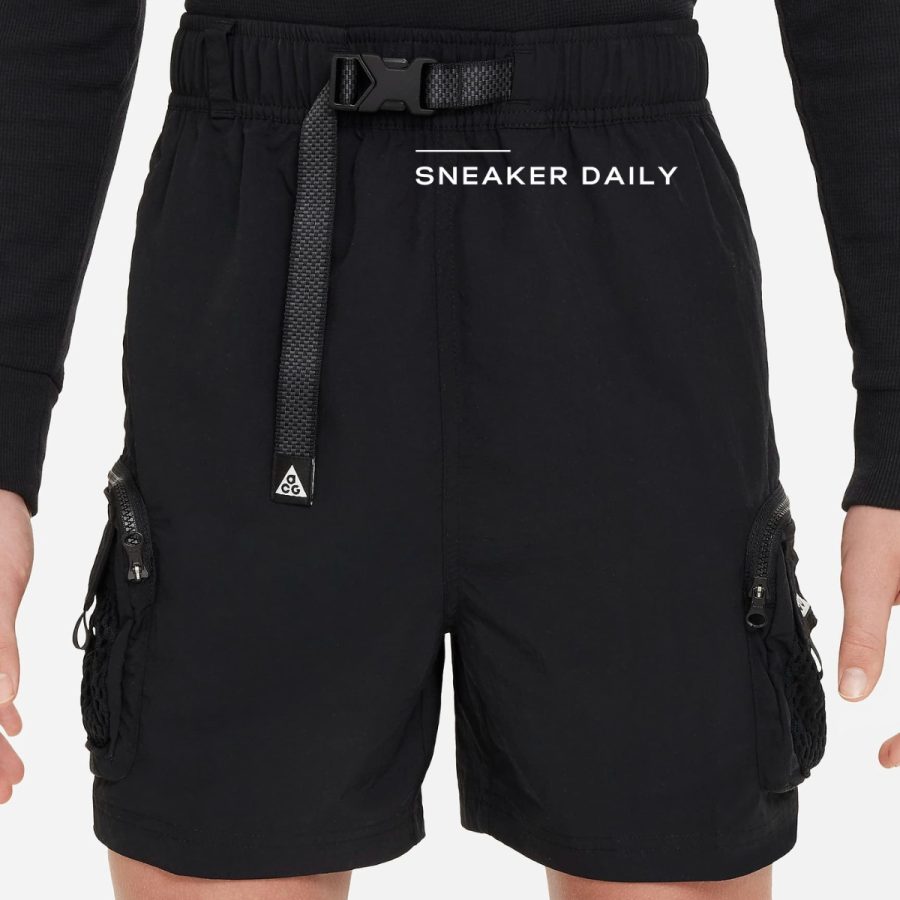 quần nike acg older kids' cargo shorts - black fn9222-010