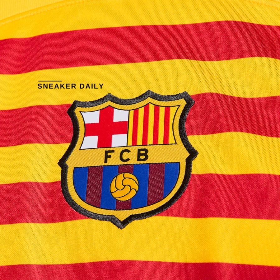 áo fc barcelona 2023/24 stadium fourth men's nike dri-fit soccer jersey dr5079-729