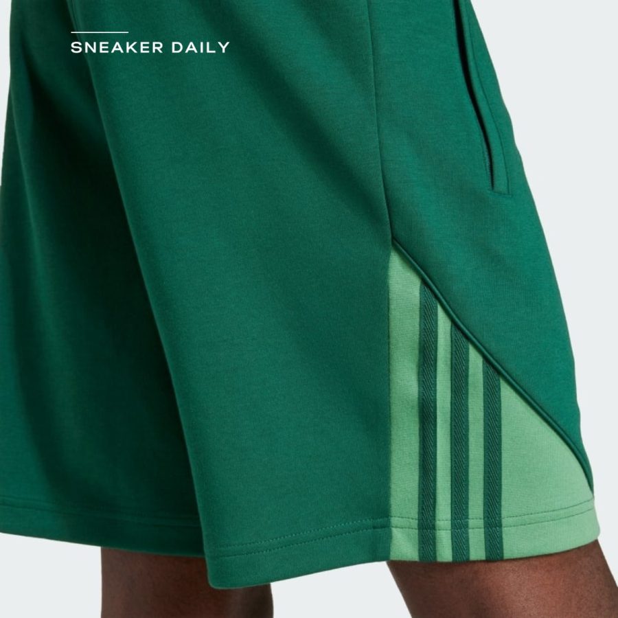 quần adidas sst colorblock shorts - collegiate green iy4861