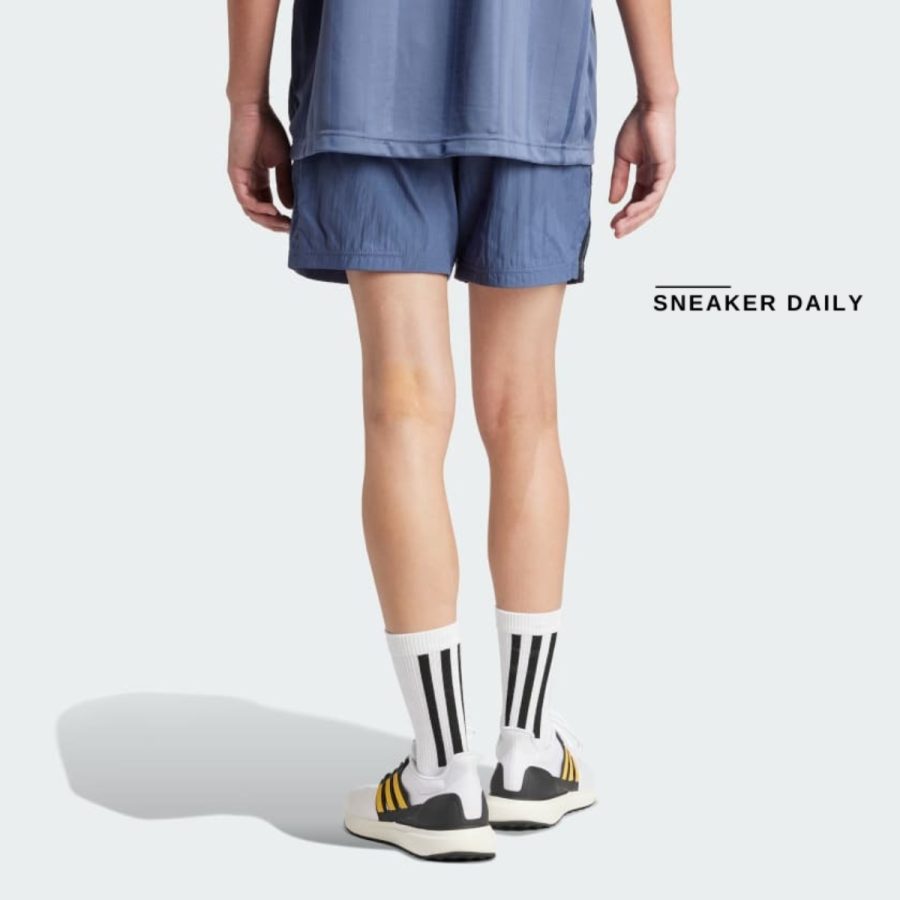 quần adidas tiro lighweight woven shorts - preloved ink is1534