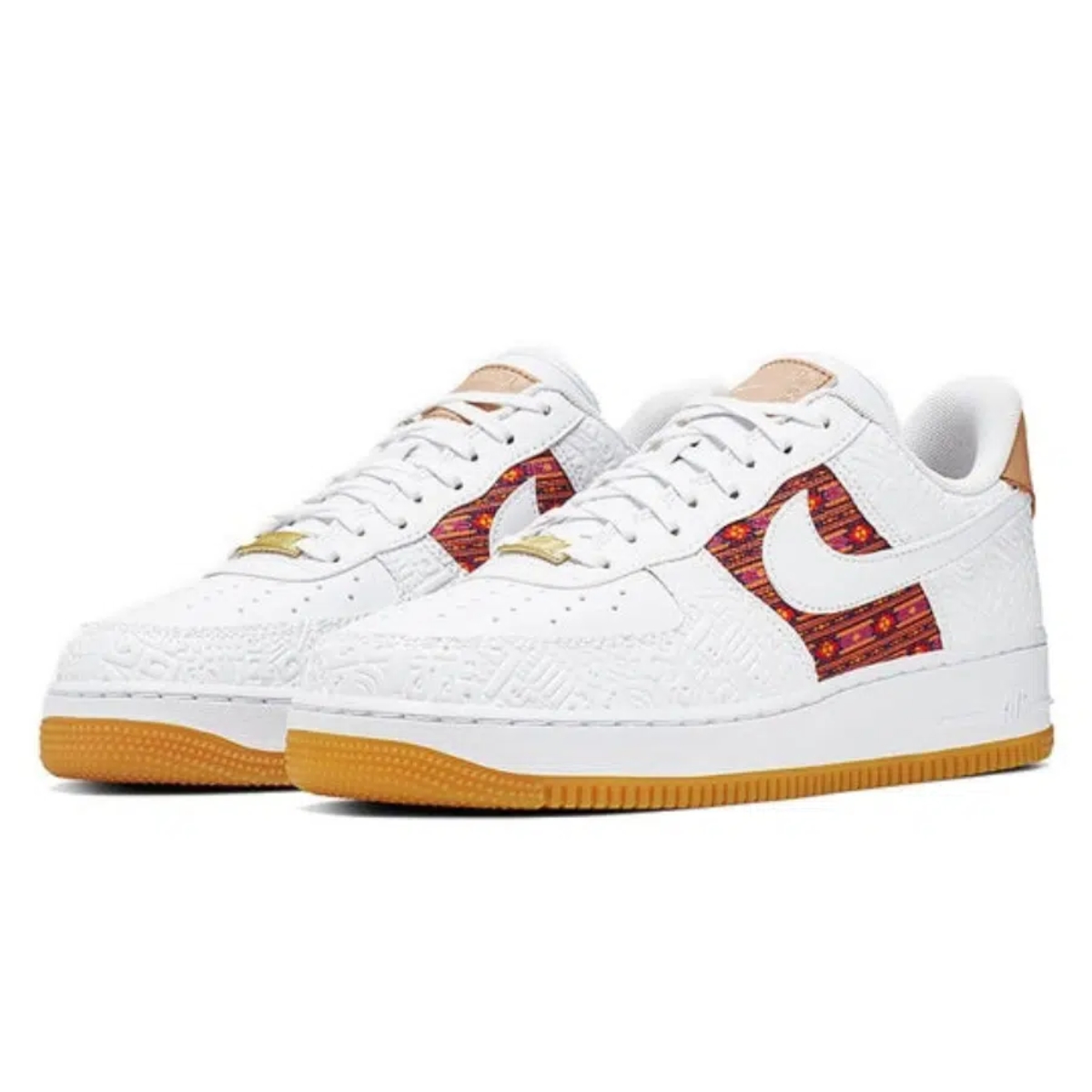 mẫu giày sneaker hot nhất mới phát hành tháng 6 (2)