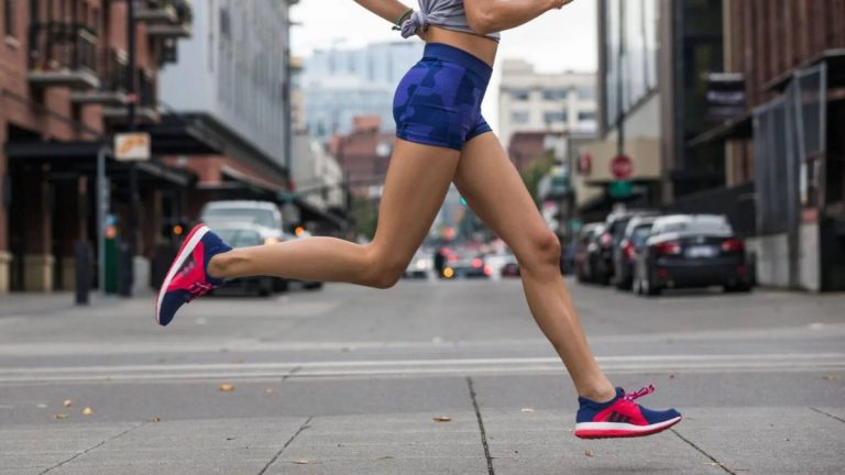 giày chạy dưới 2 triệu