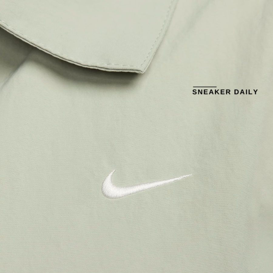 áo nike sportswear essential women's oversized uv woven coaches' jacket fv7561-370