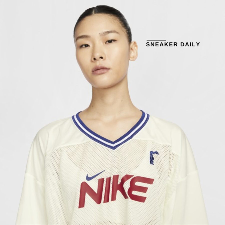 áo nike sportswear graphic crop jersey asia sizing 'beige red' hf6288-133