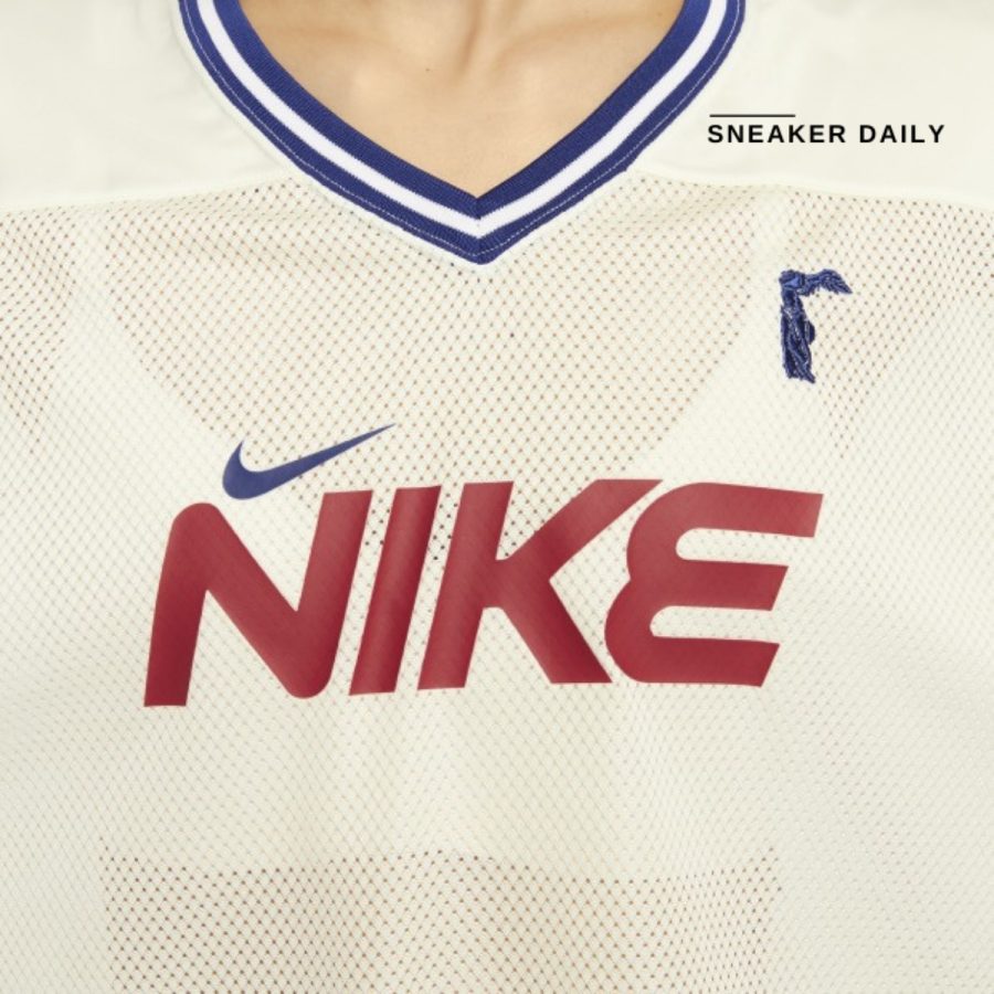 áo nike sportswear graphic crop jersey asia sizing 'beige red' hf6288-133