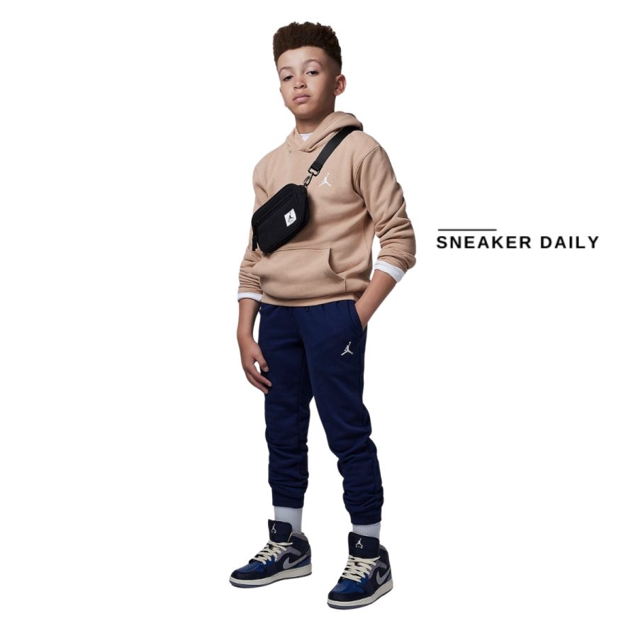 quần jordan mj brooklyn french terry essential junior pants hq7664-410