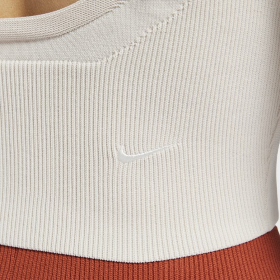 áo nike sportswear chill knit women's slim fit long sleeve cropped knit top fn4690-104