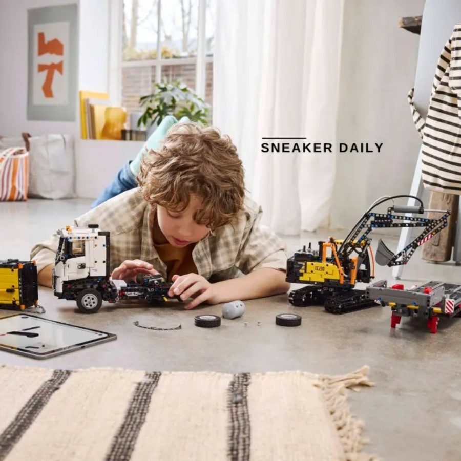 lego volvo fmx truck & ec230 electric excavator 42175