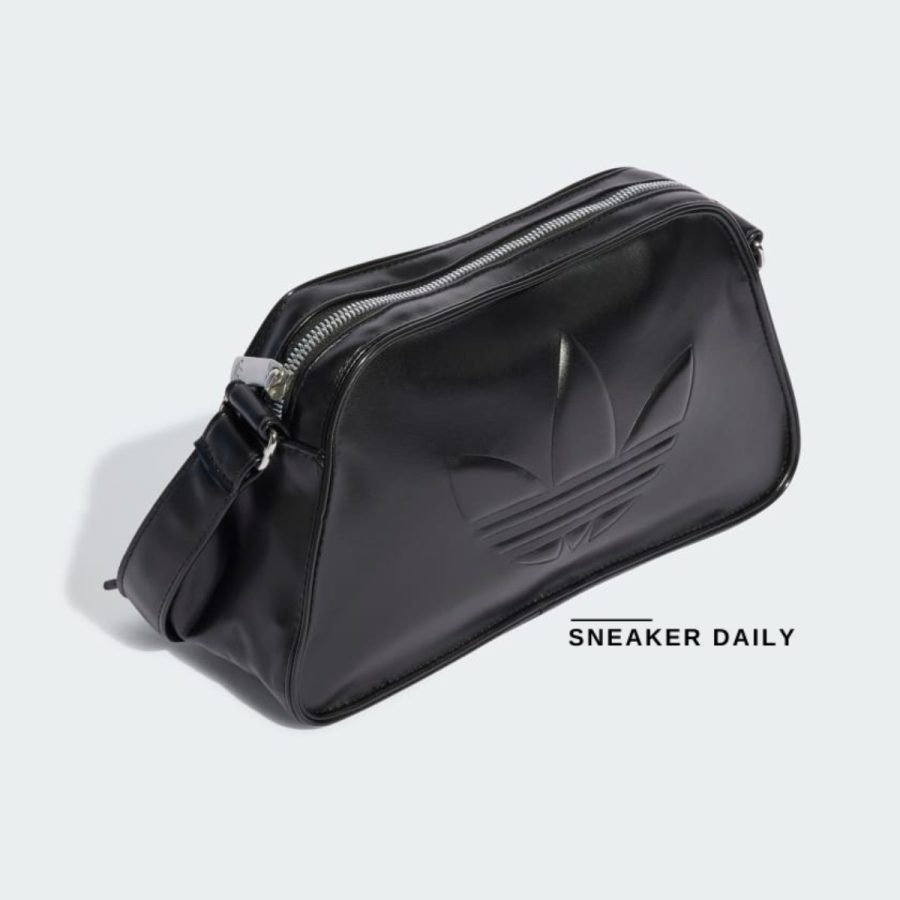 túi adidas polyurethane embossed trefoil shoulder bag - black it7380