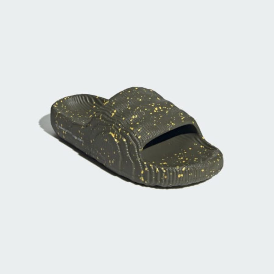 dép adidas adilette 22 "olive strata spark" ig9263