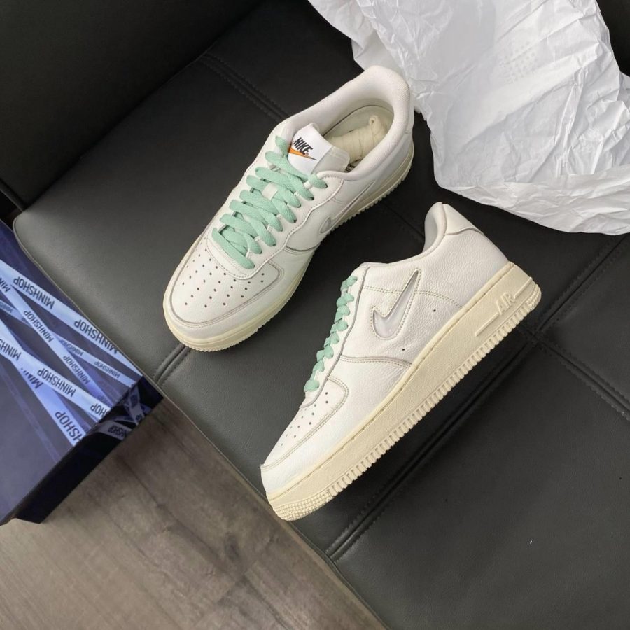 giày nike air force 1 low bijou ‘gold’ do9785-100