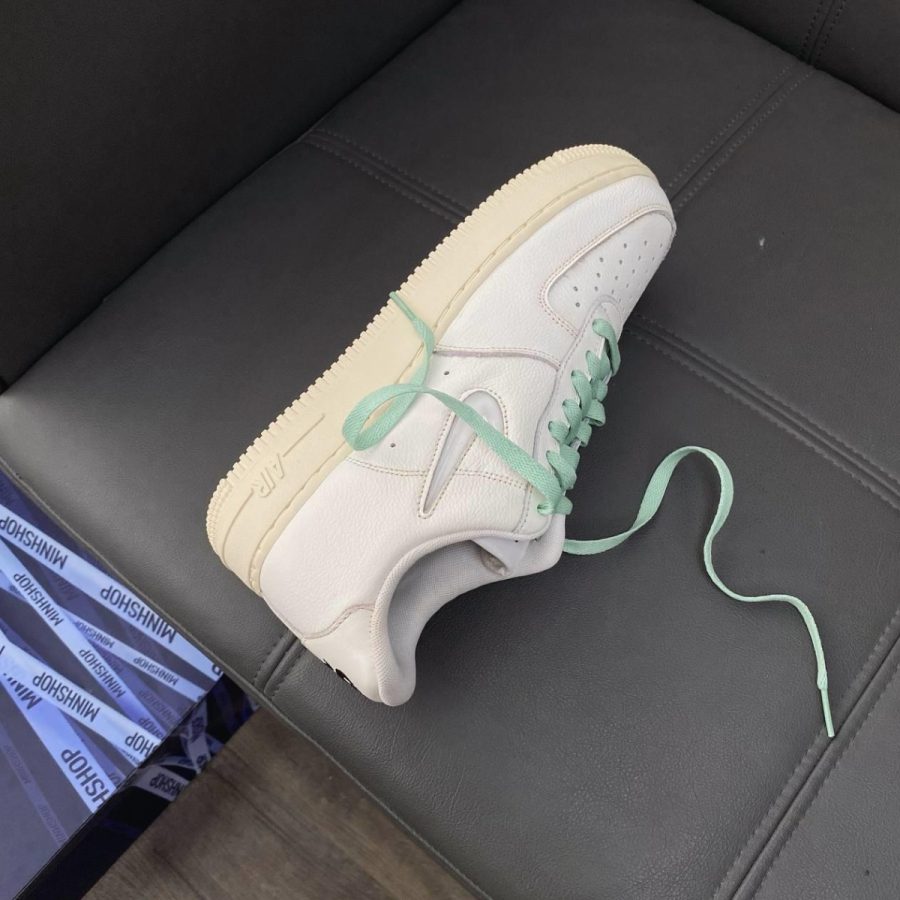 giày nike air force 1 low bijou ‘gold’ do9785-100