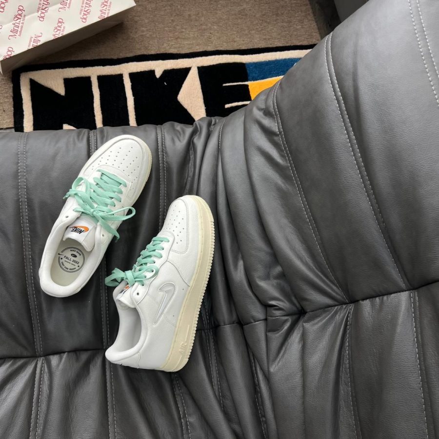 giày nike air force 1 low bijou ‘gold’ do9785-100