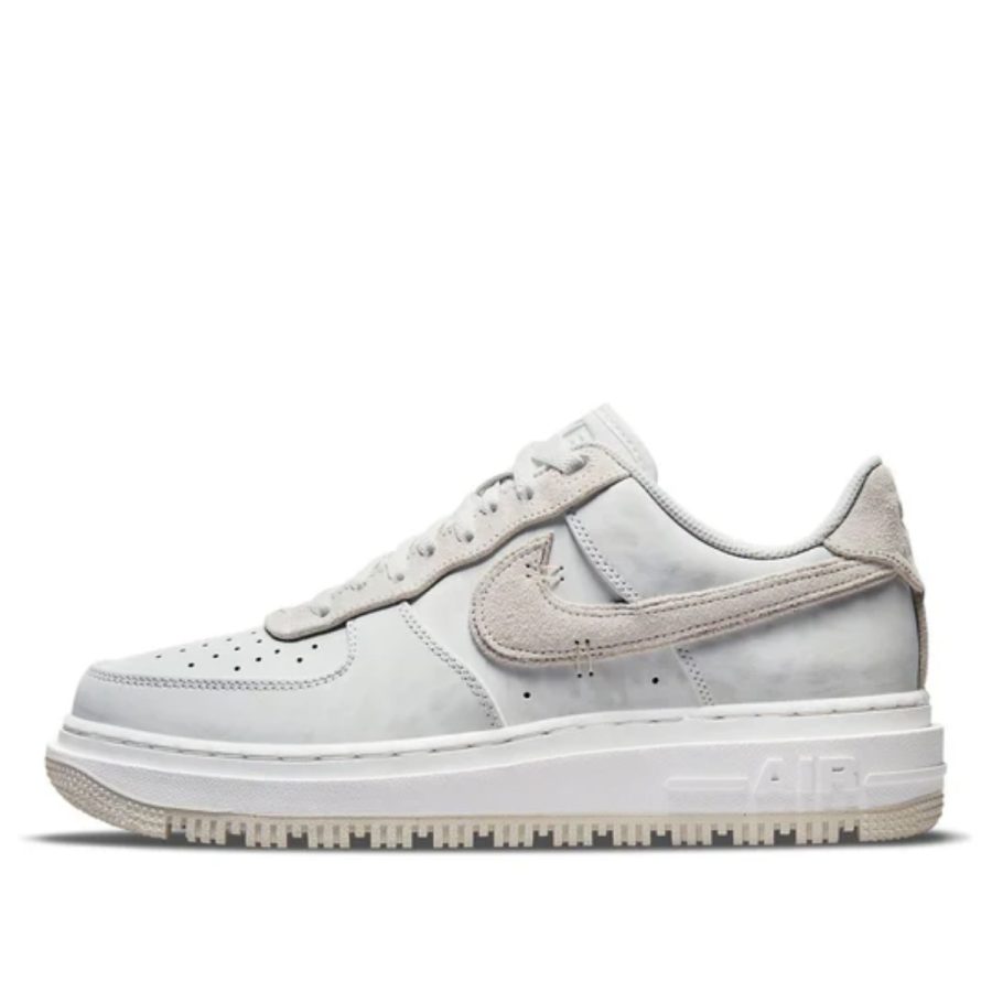 giày nike air force 1 luxe 'triple white' dd9605-100