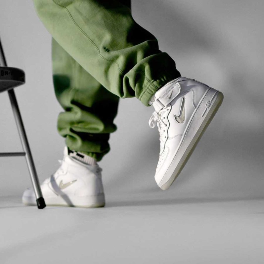 giày nike air force 1 mid ’07 ‘colour of the month summit white’ dz2672-001