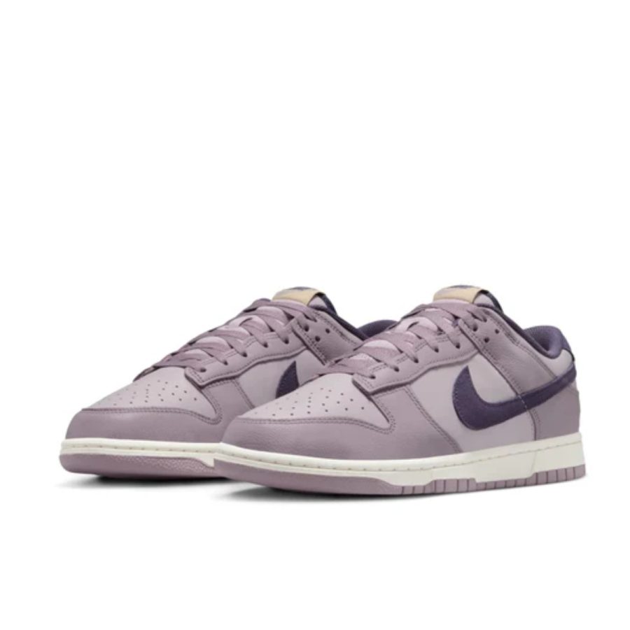 giày nike dunk low 'light violet ore' hq3642-202