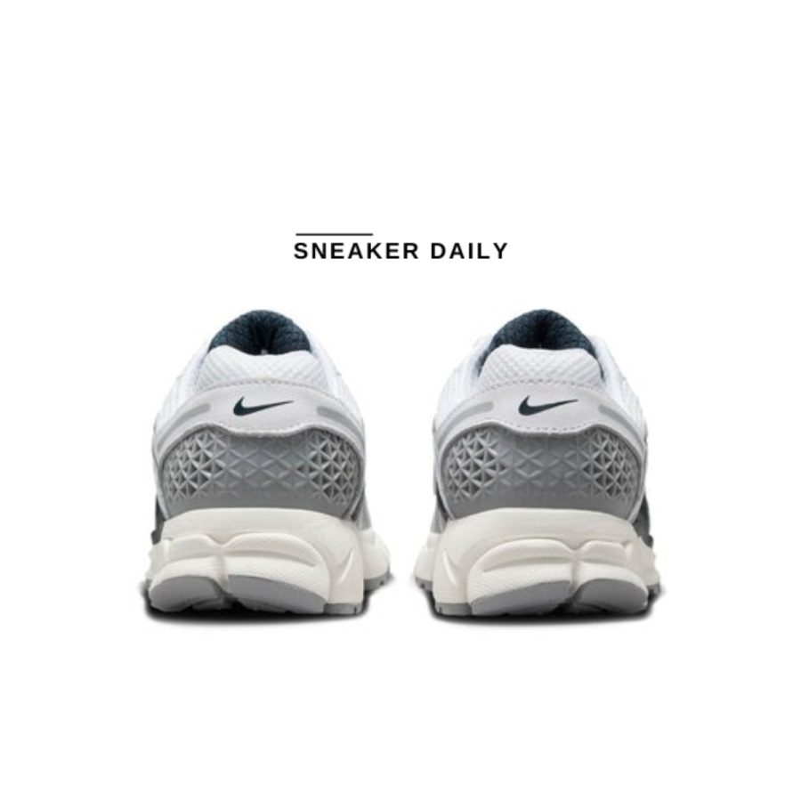 giày (wmns) nike air zoom vomero 5 'white armory navy' hv2412-100