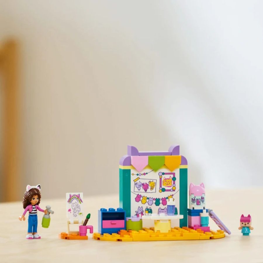 lego gabby dollhouse phòng thủ công của gabby 10795