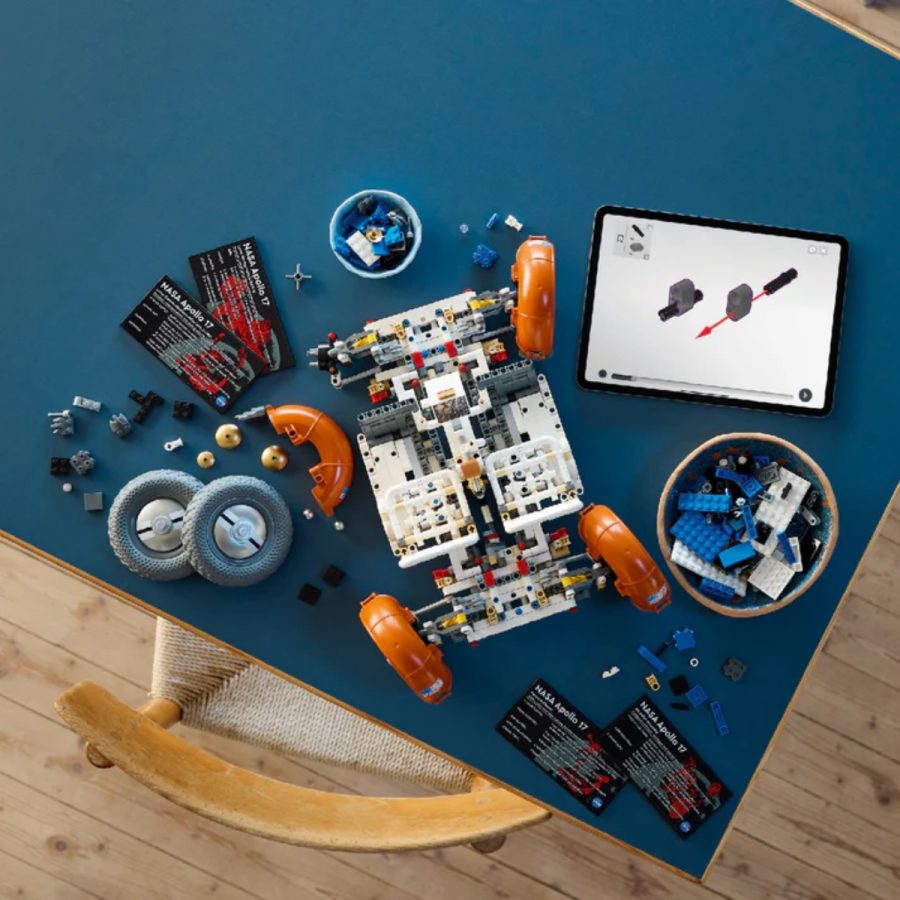 lego technic xe thám hiểm mặt trăng nasa apollo lrv 42182