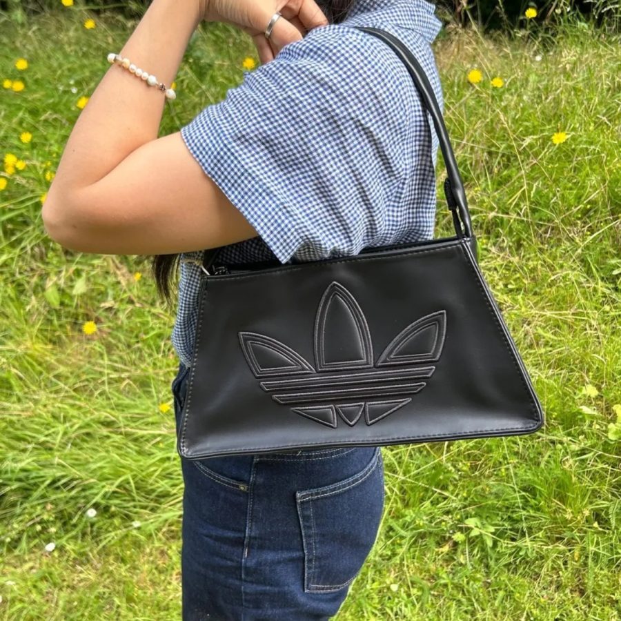 túi adidas polyurethane outline trefoil shoulder bag - black iy4057
