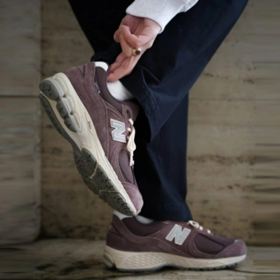 giày new balance 2002r 'suede pack - dusty fig' m2002rhd