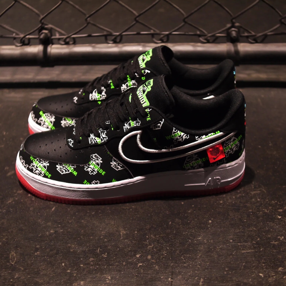 giày nike air force 1 07 lv8 worldwide 'black white red' da1343-003 (9) giày nike air force 1 07 lv8 worldwide 'black white red' da1343-003