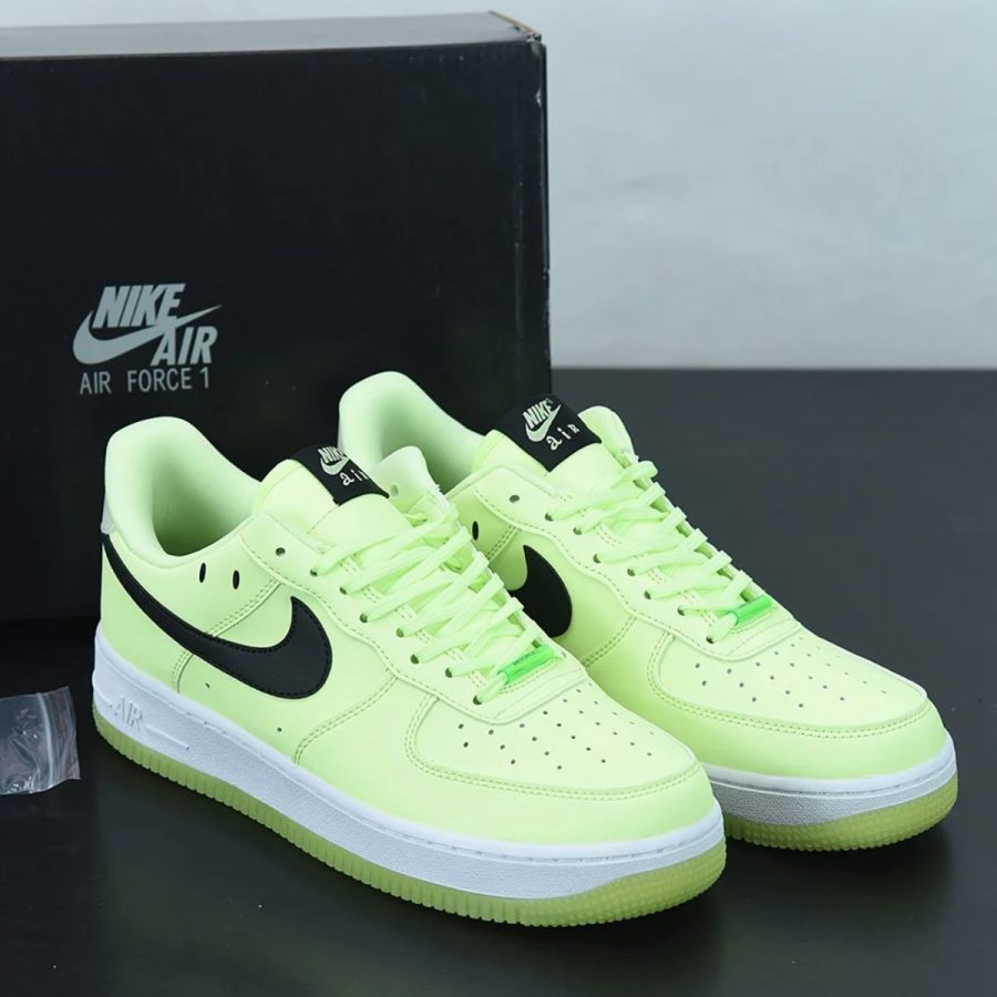 giày nike air force 1 '07 lx 'barely volt' ct3228-701