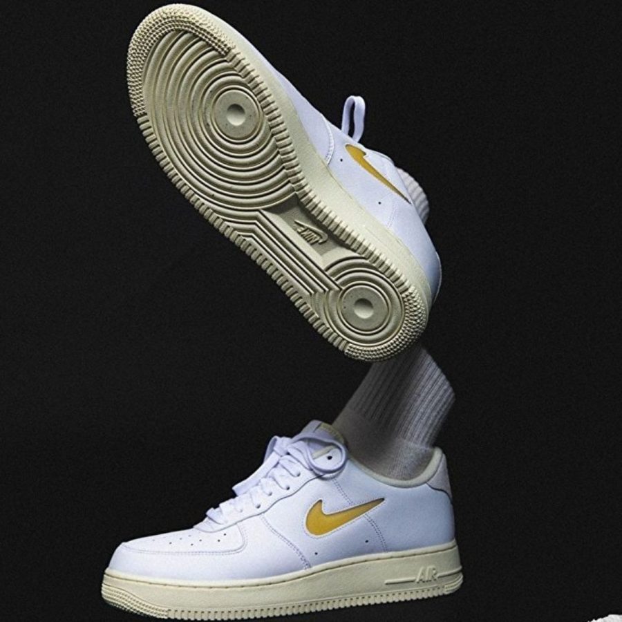 giày nike air force 1 '07 lx 'pale vanilla' dc8894-100