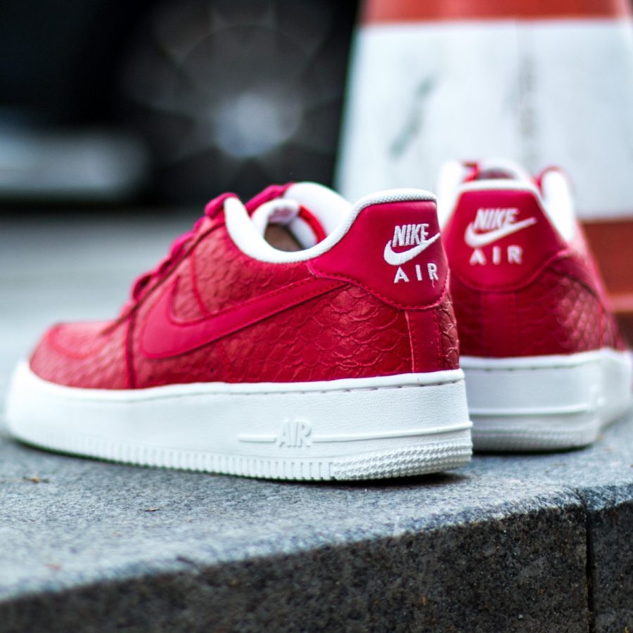 giày nike air force 1 low lv8 'action red' 820438-600