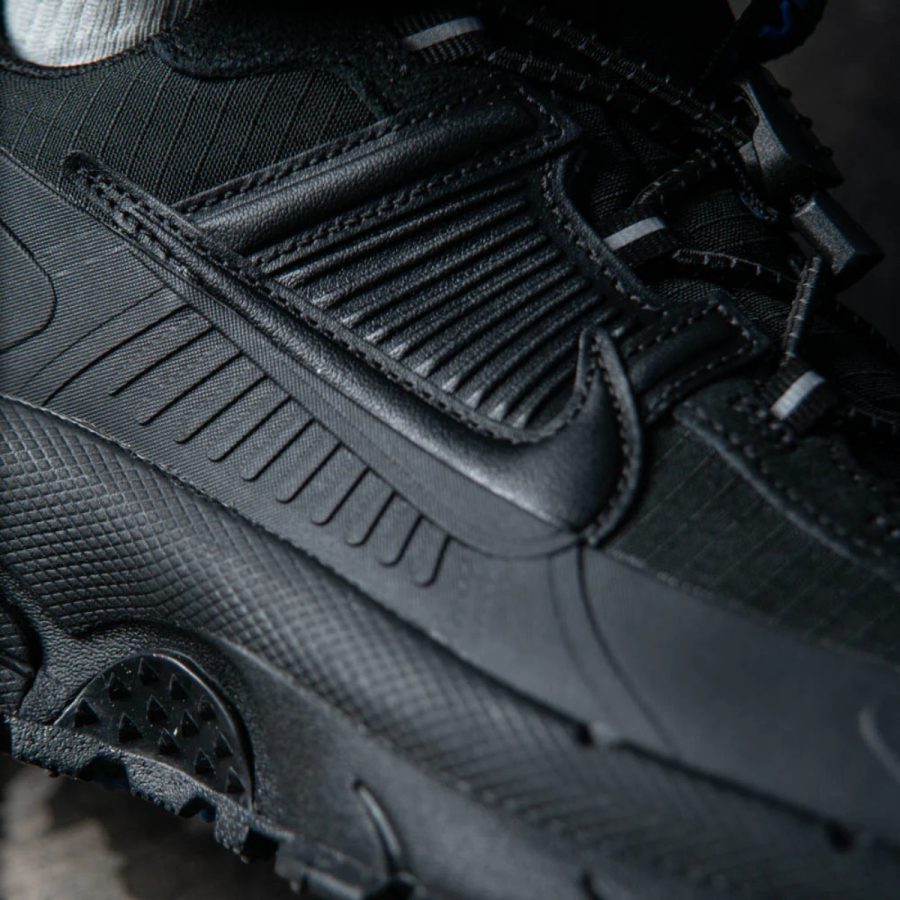 giày nike air zoom vomero 5 roam 'black racer blue' hq2181-004