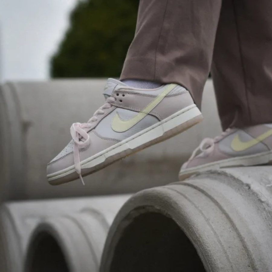 giày nike dunk low 'light soft pink' fb7910-601