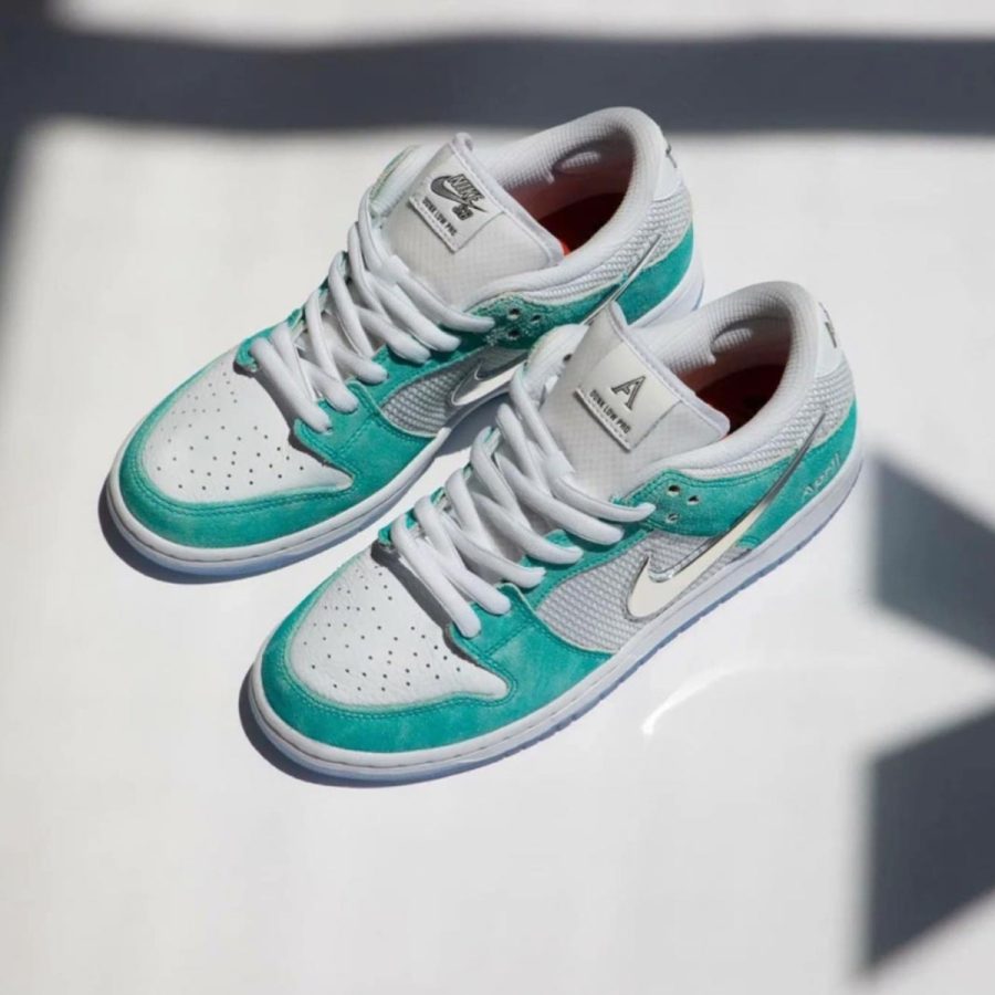 giày nike x april skateboards sb dunk low 'turbo green' fd2562-400