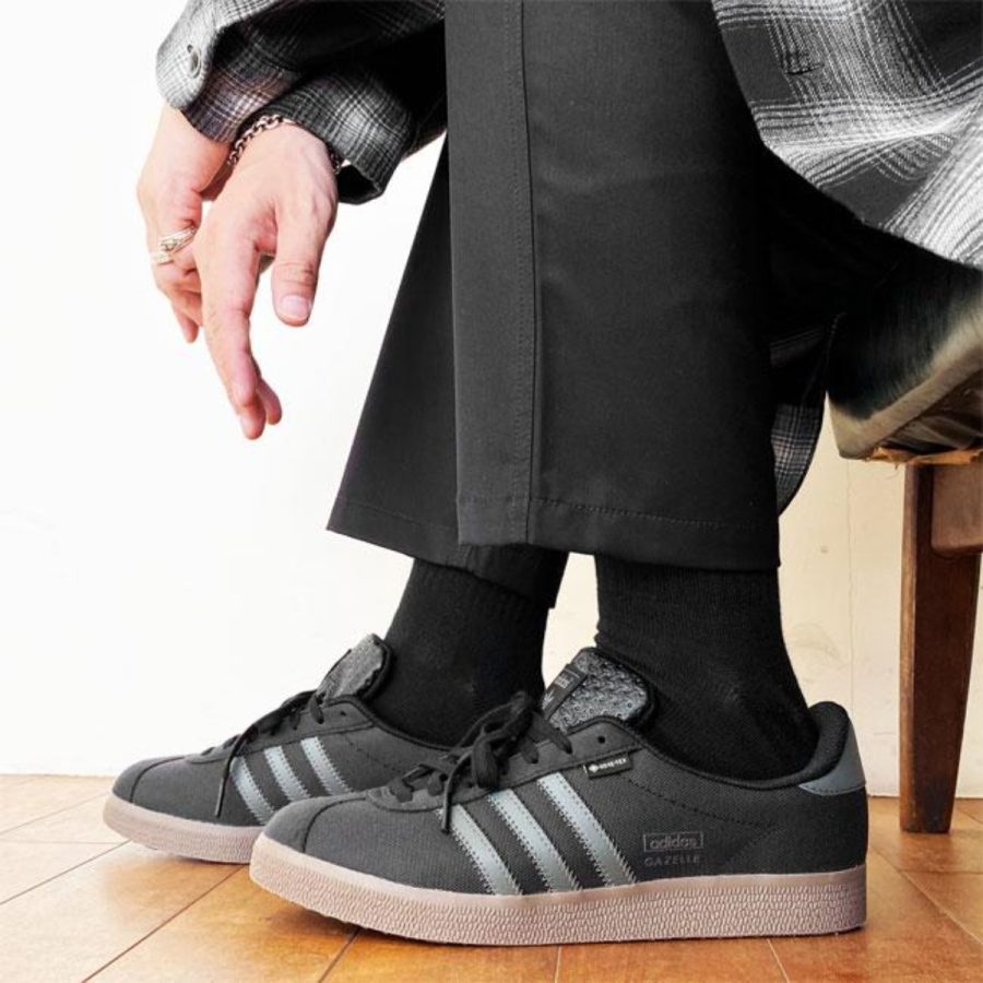 giày adidas gazelle gtx 'black utility grey gum' jr2727